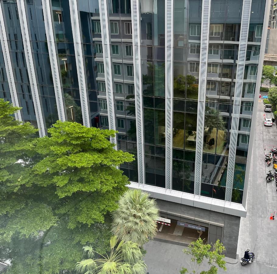 Arize Hotel Sukhumvit Банкок Екстериор снимка